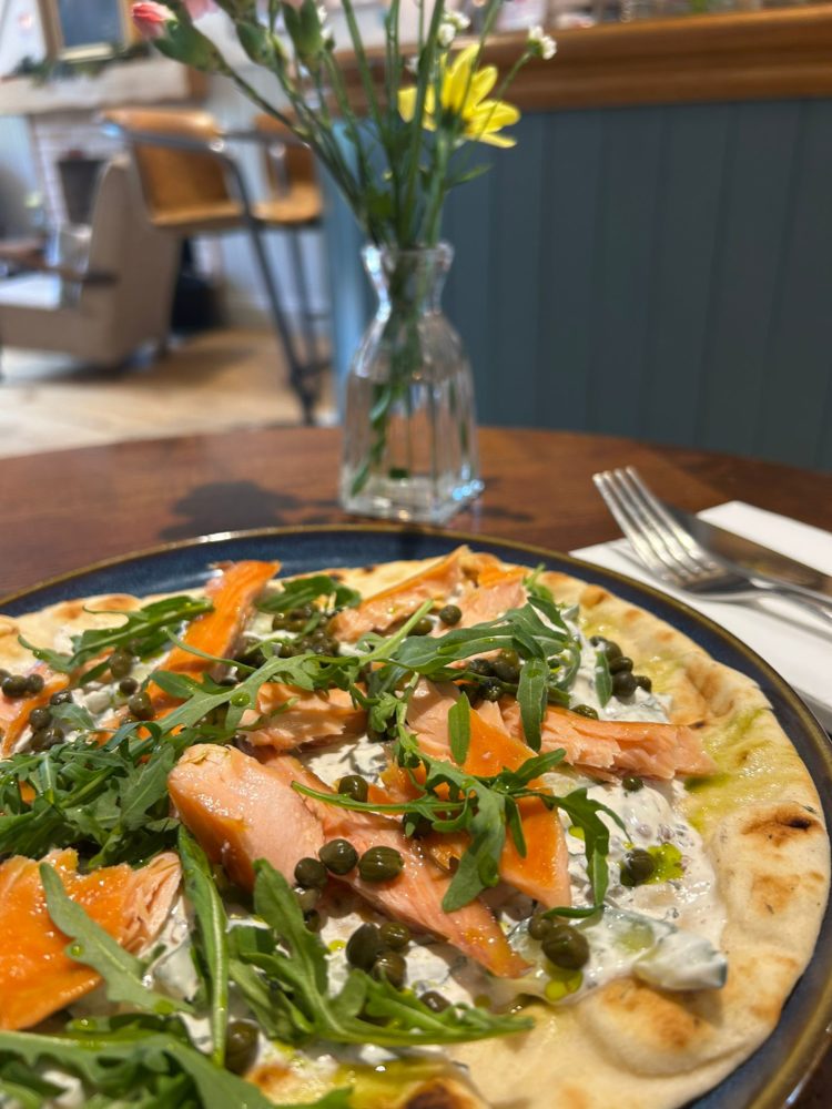 Flatbread with hot smoked salmon